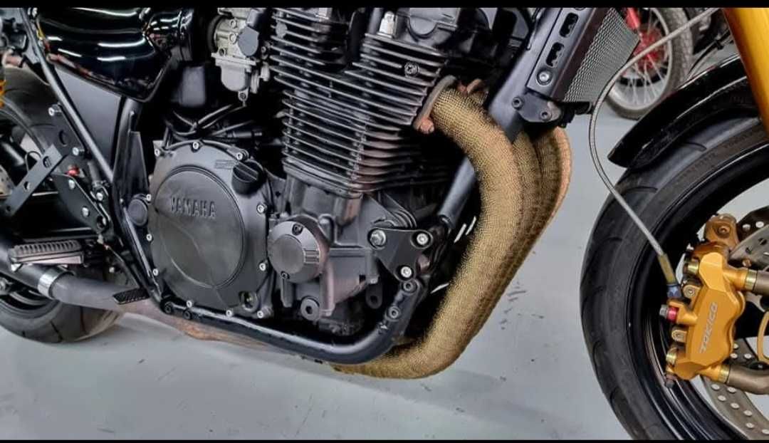 Yamaha XJR1200 Cafe racer