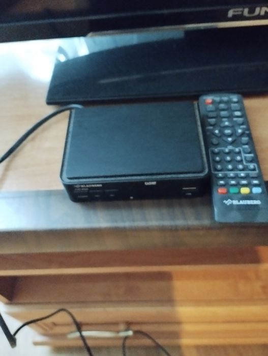 Telewizor Funai + dekoder