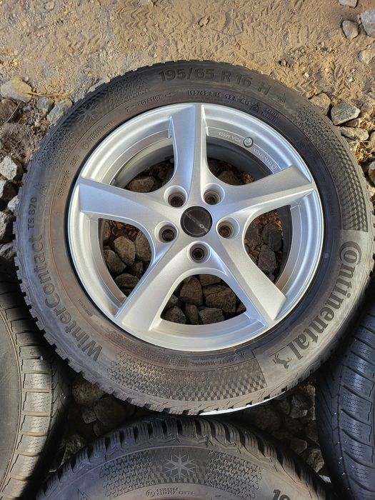 [k263] Koła zimowe 16 Cali 5x108 Continental 195/65/16 FORD Focus 23r