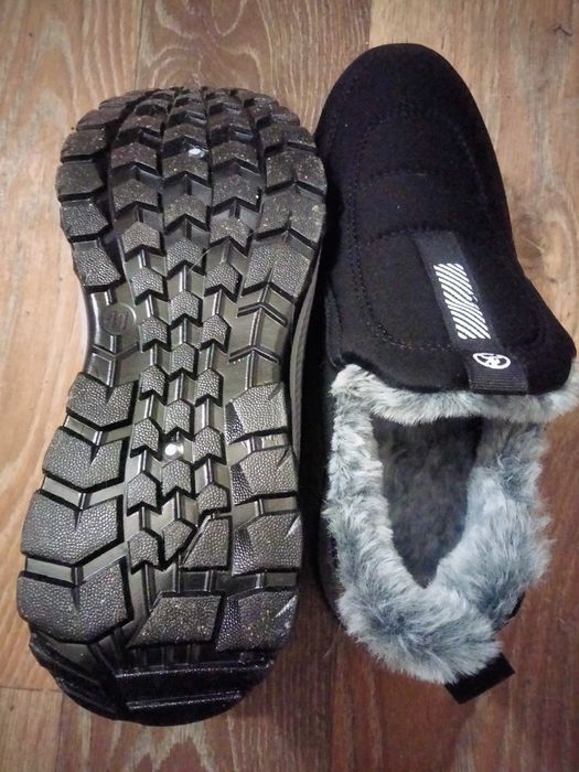 Теплые зимние ботинки