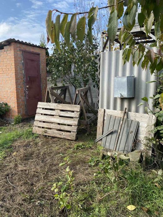 Продам будинок на Таращанському масиві