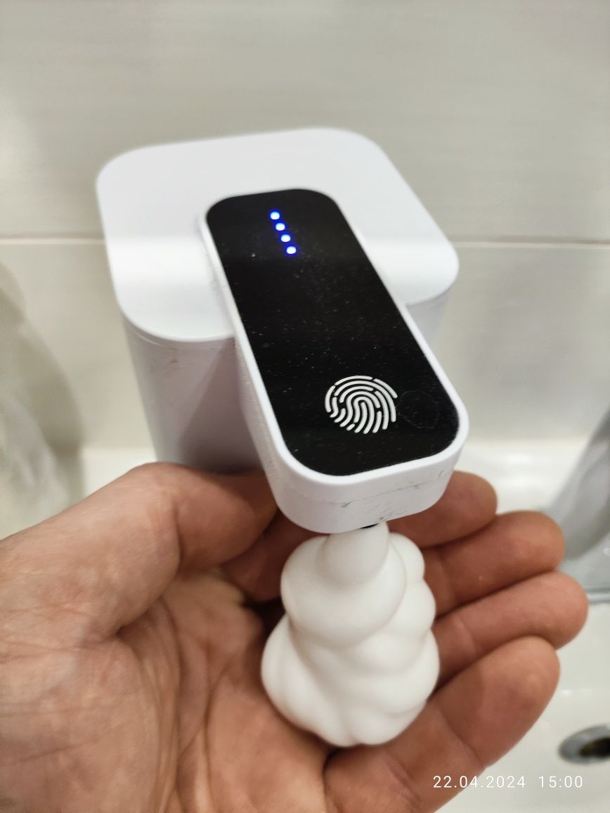 Automatyczny dozownik do mydła w płynie robi piankę nowy USB C