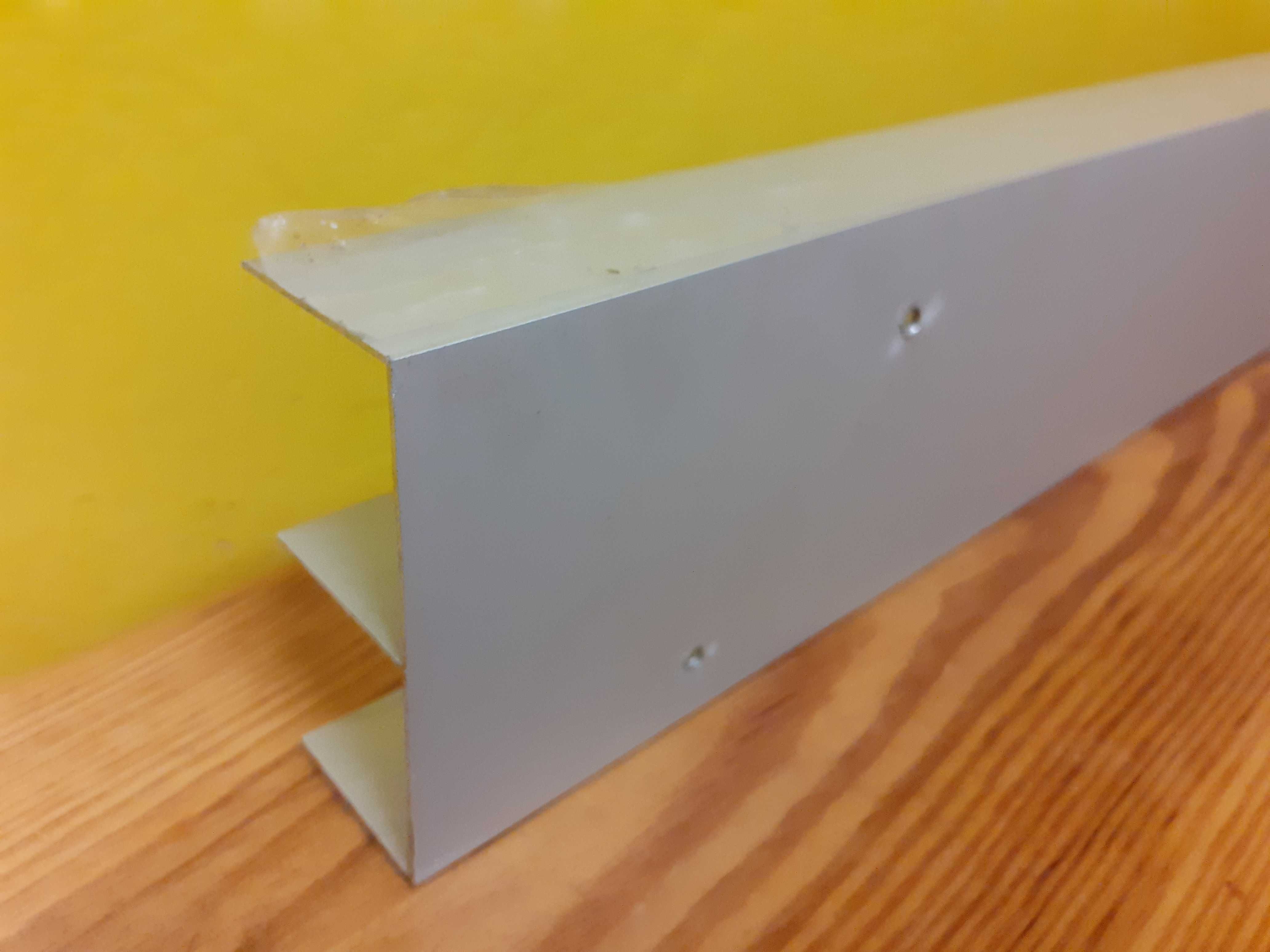 Prowadnica drzwi szafy Profil alu E 80x33mm 147cm