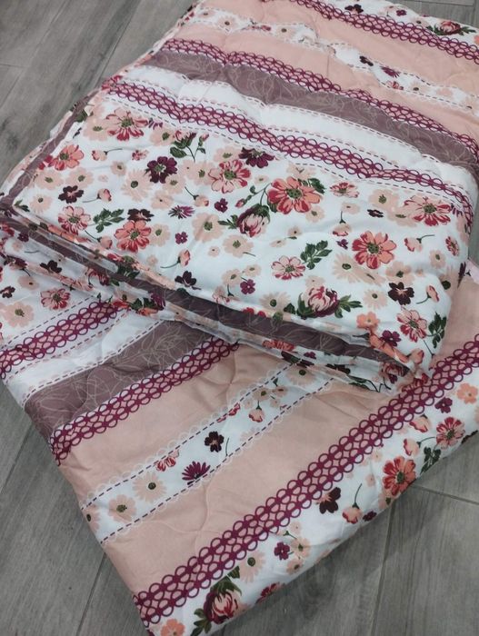 Ковдри фабричні /різні розміри/постільна білизна,подушки/