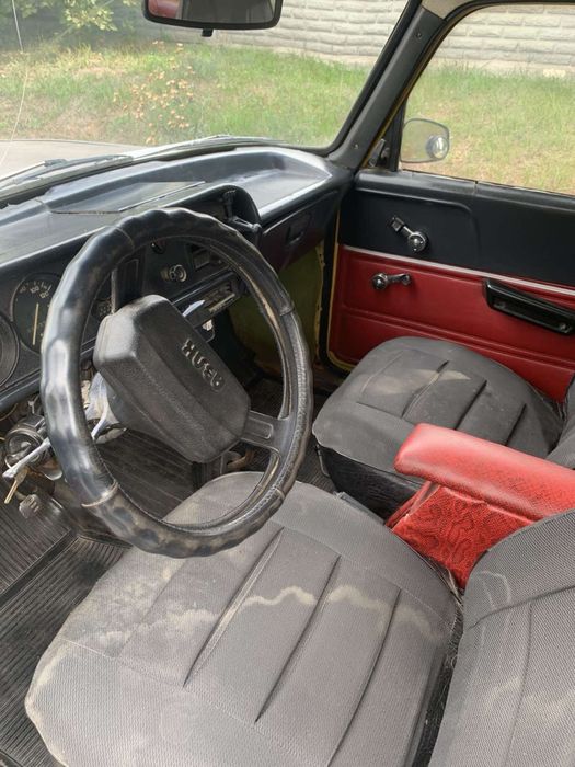 Москвич 2140 на полном ходу