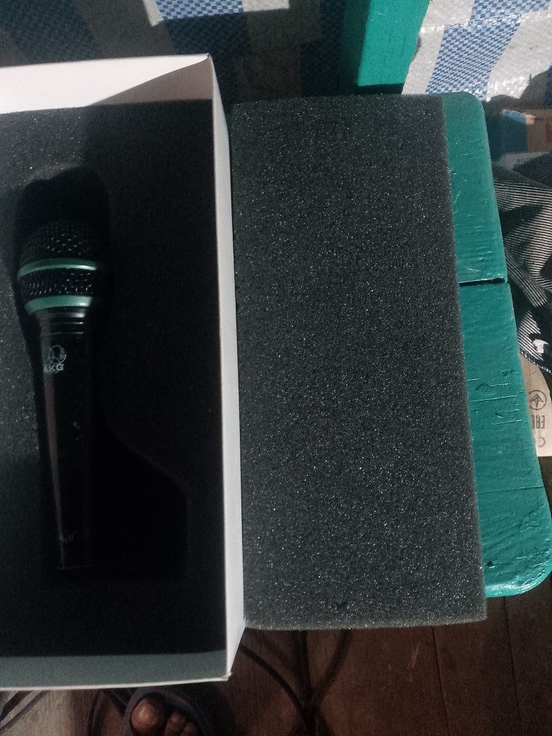 Професійний мікрофон суперкардіоїд  AKG d880