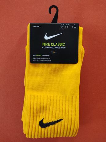 Meias de futebol novas (tamanho 38-42) Nike