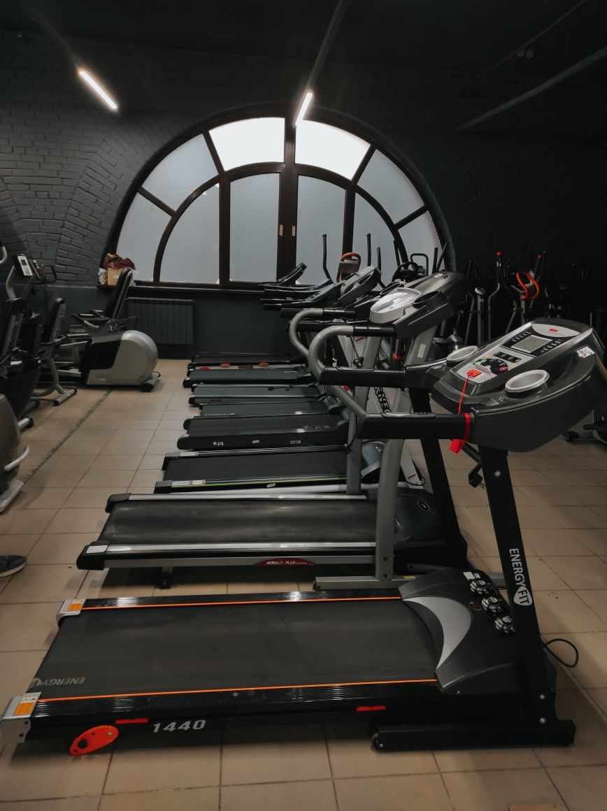 Продається бігова доріжка EnergyFIT 815 .Знижки.