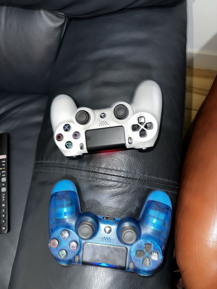 Ps4 pro usado funcionando perfeitamente