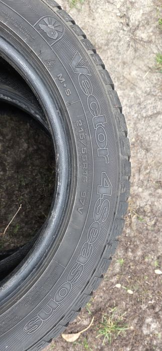 Продам шини 215/55/r16