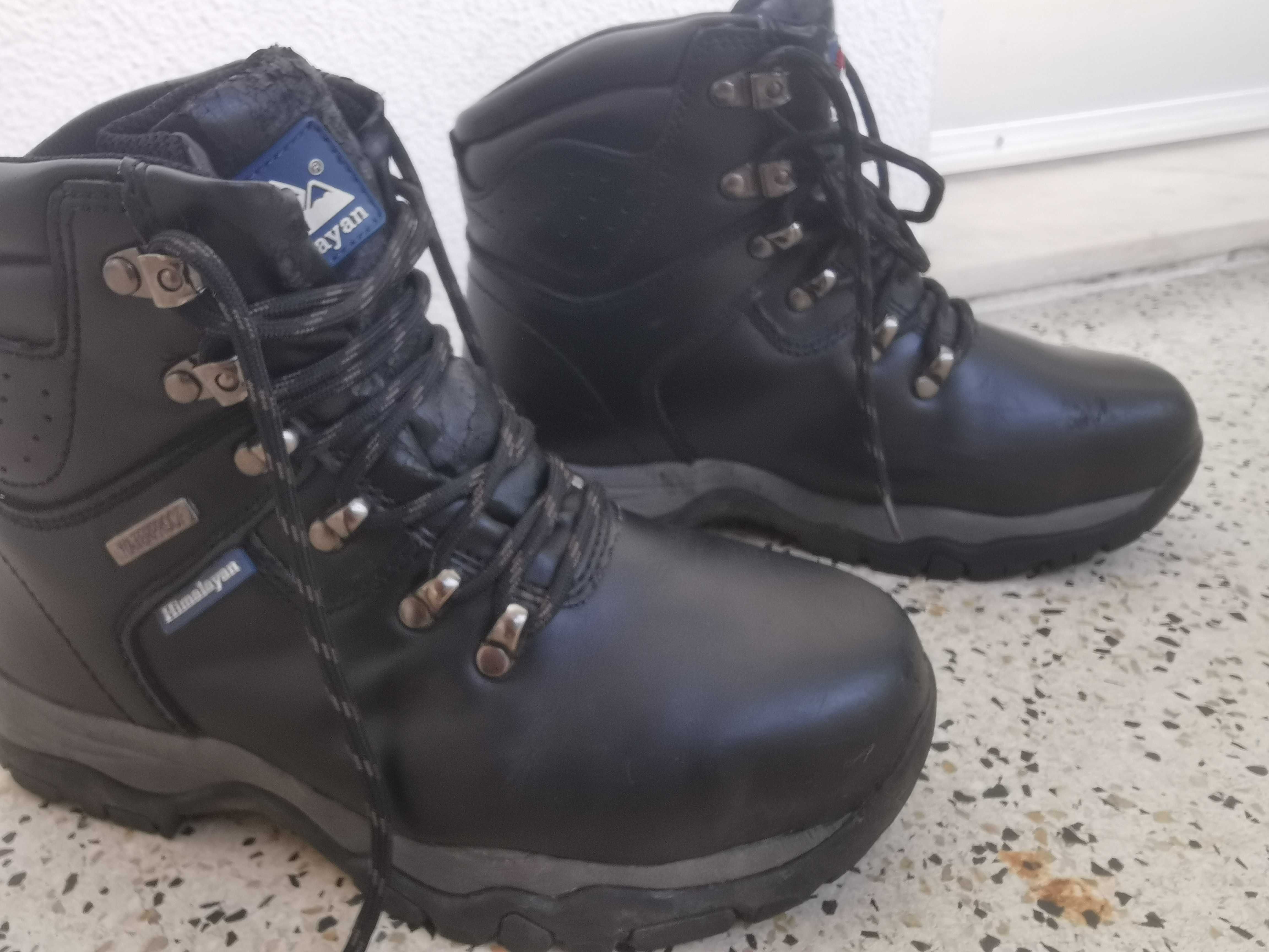 Botas Himalayan preto 38