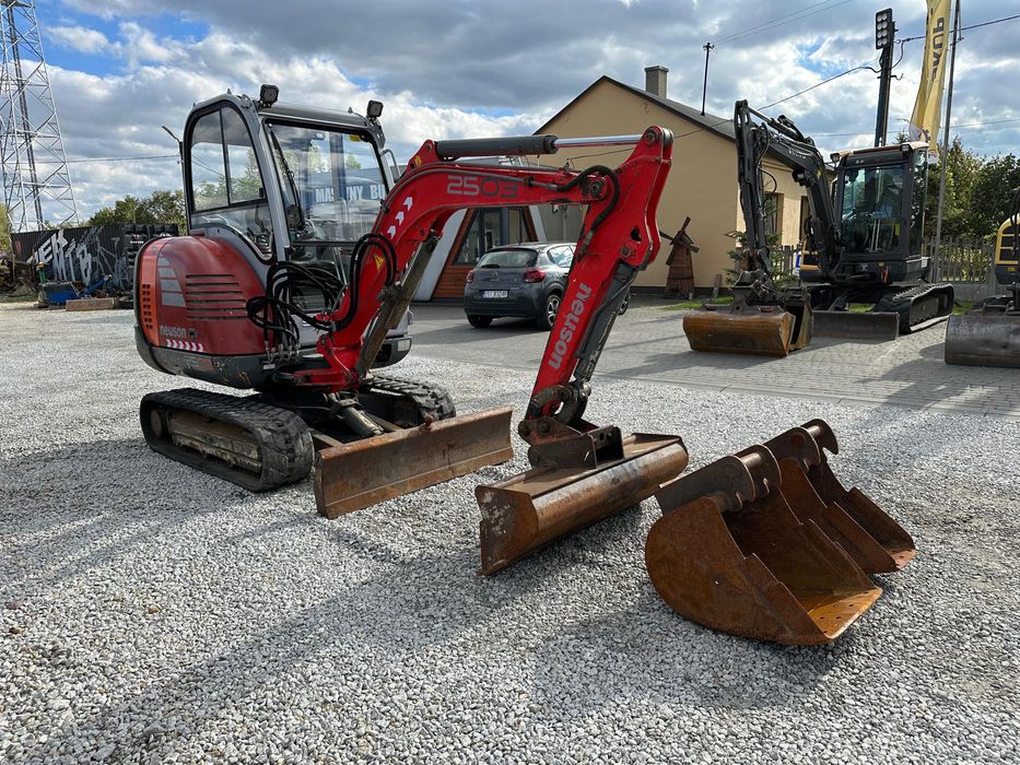 Minikoparka Wacker Neuson 2503 z 2008 roku waga 2600kg koparka 1 WŁ