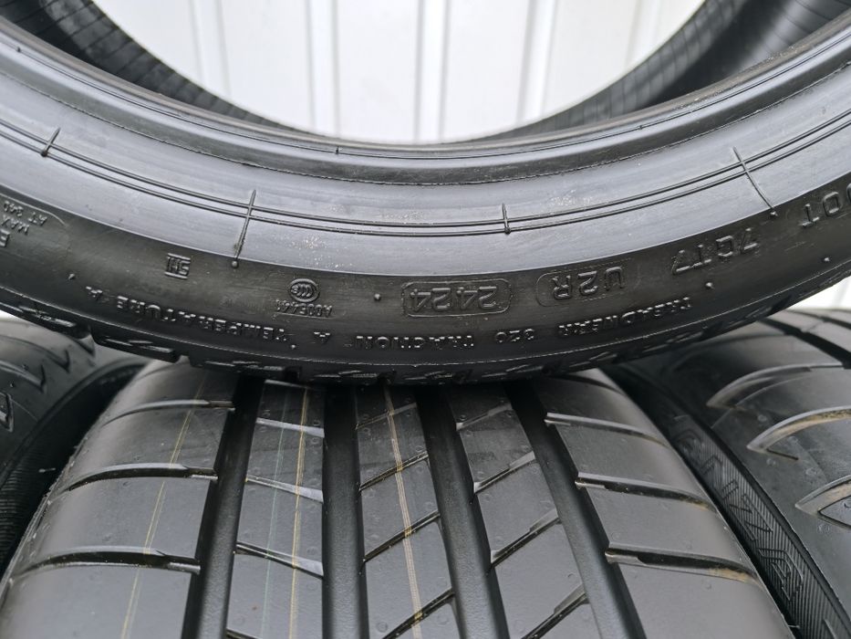 Nowe 2024 rok 225/40R18 92Y Bridgestone Turanza T005