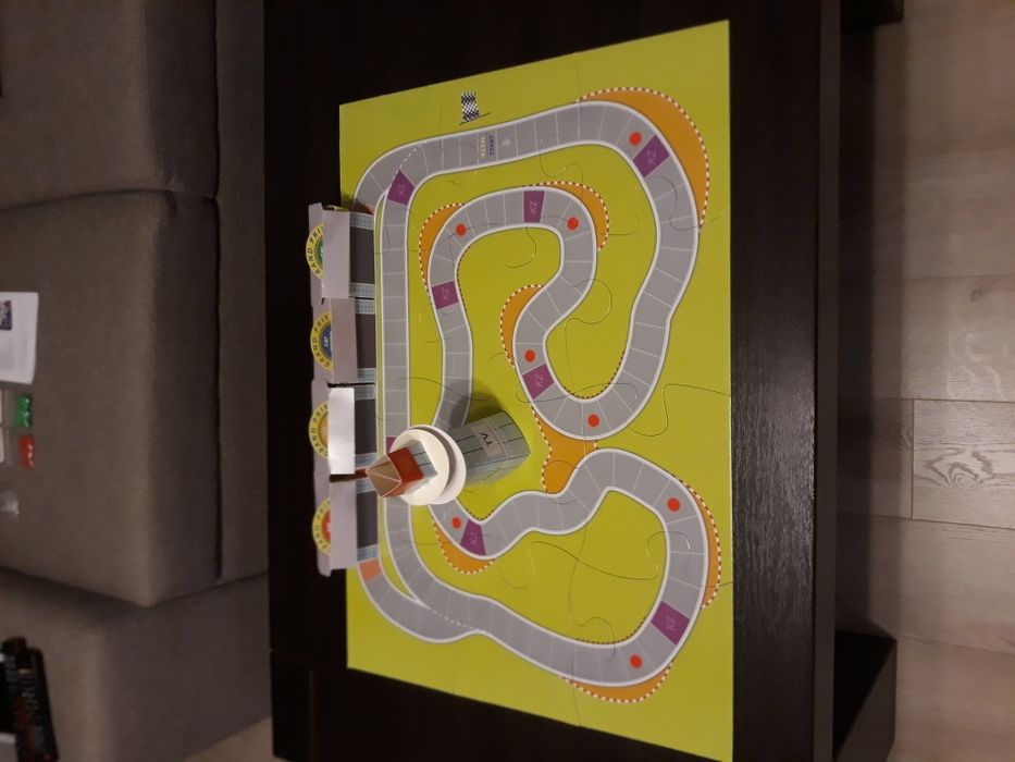 Gra planszowa Wyścigi Bolidów dla 2-4 osób