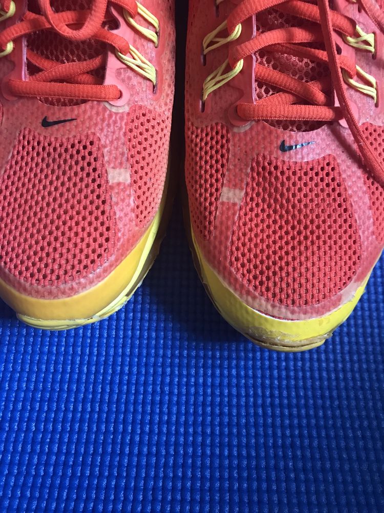 Продам кроссовки Nake AIRMAX ,оригинал