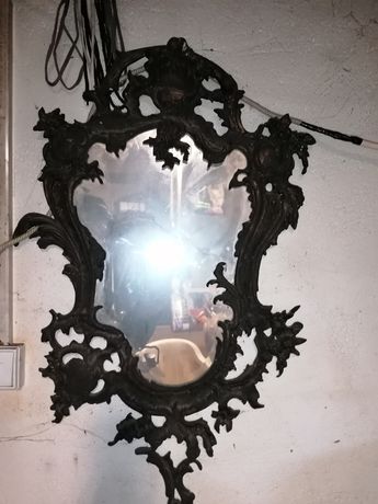 Vendo espelho em latão antigo
