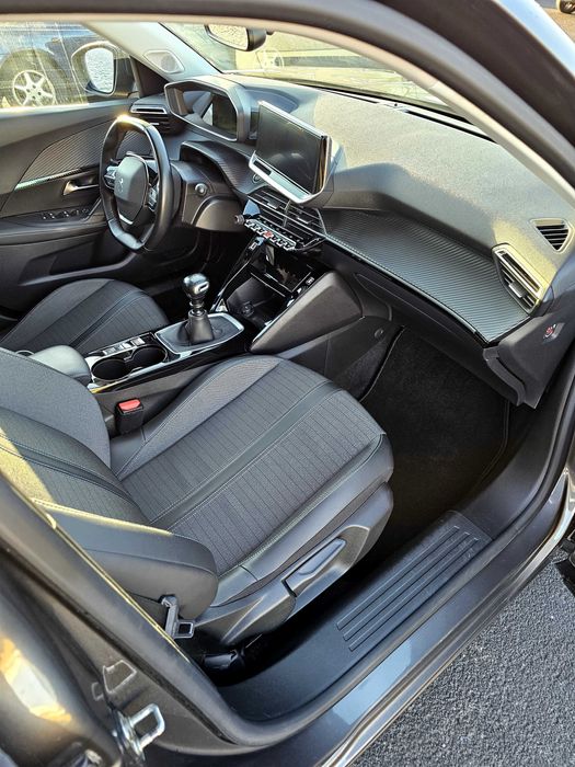 Peugeot 2008 ALLURE BlueHDi