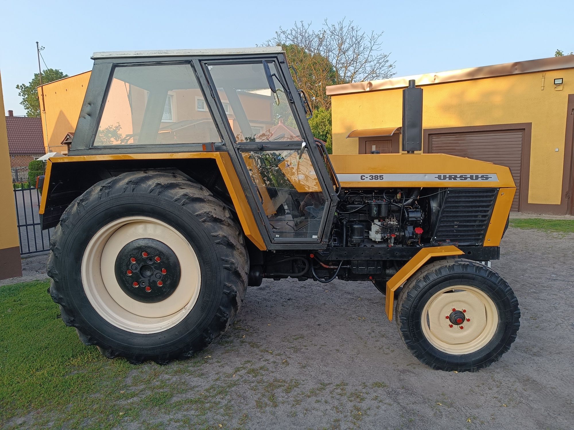 Ursus C-385 zarejestrowany