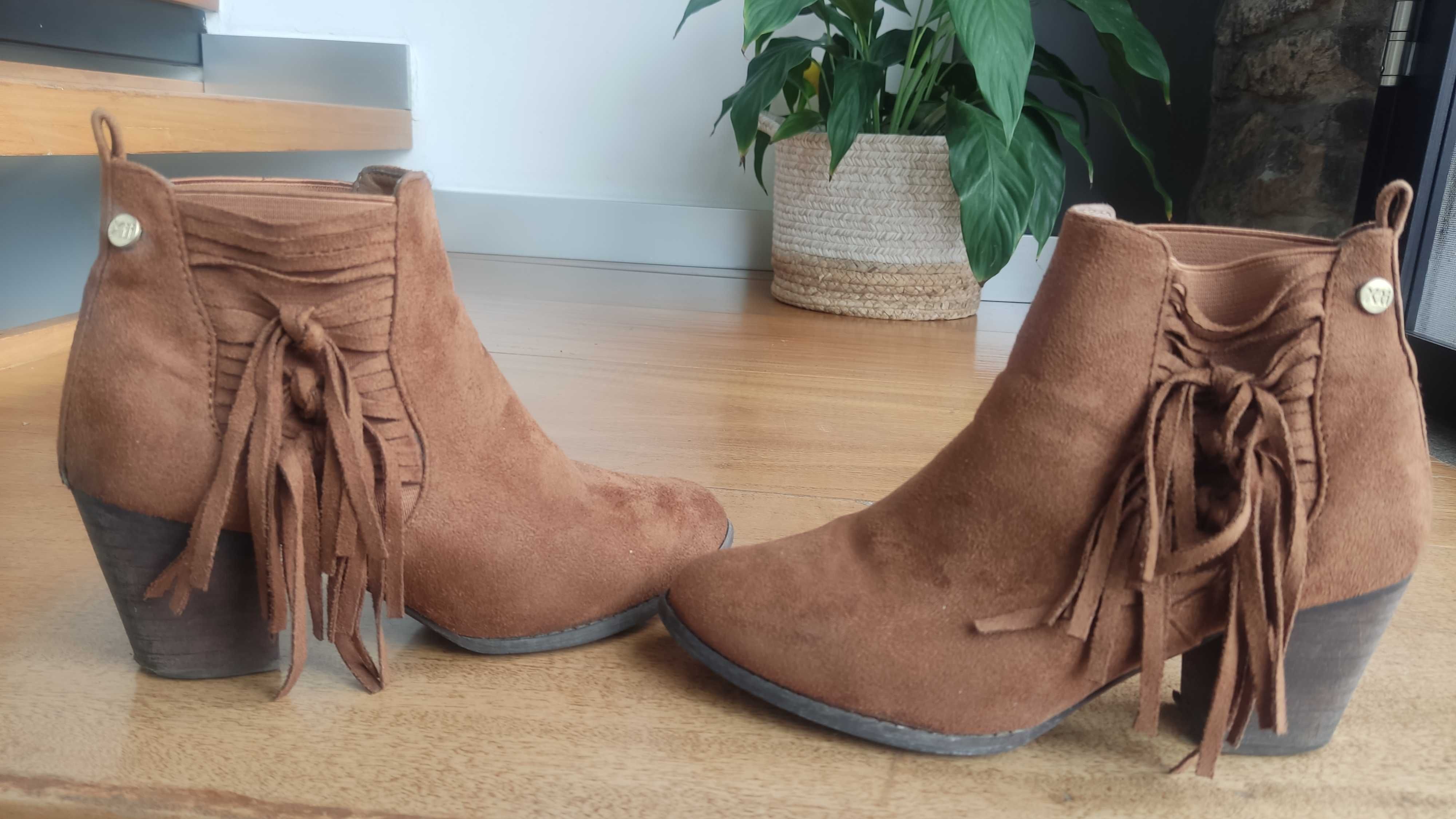 Botas de cor camel