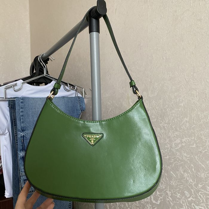 зелена сумка, яскрава