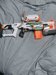 Nerf z dodatkami