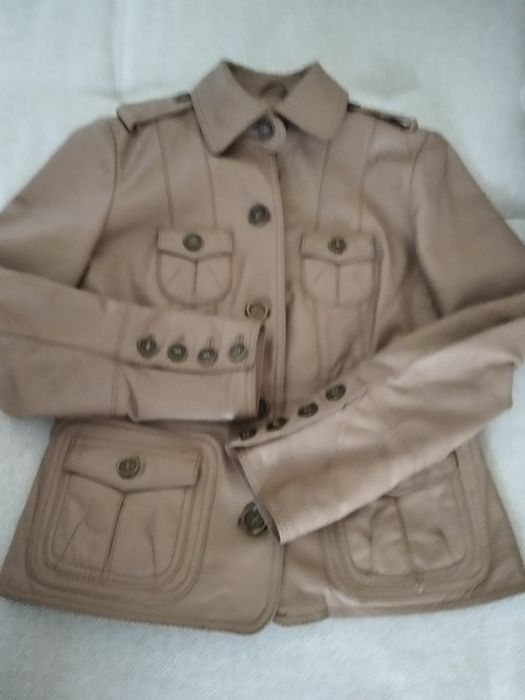 Продам курточку  (кожа)