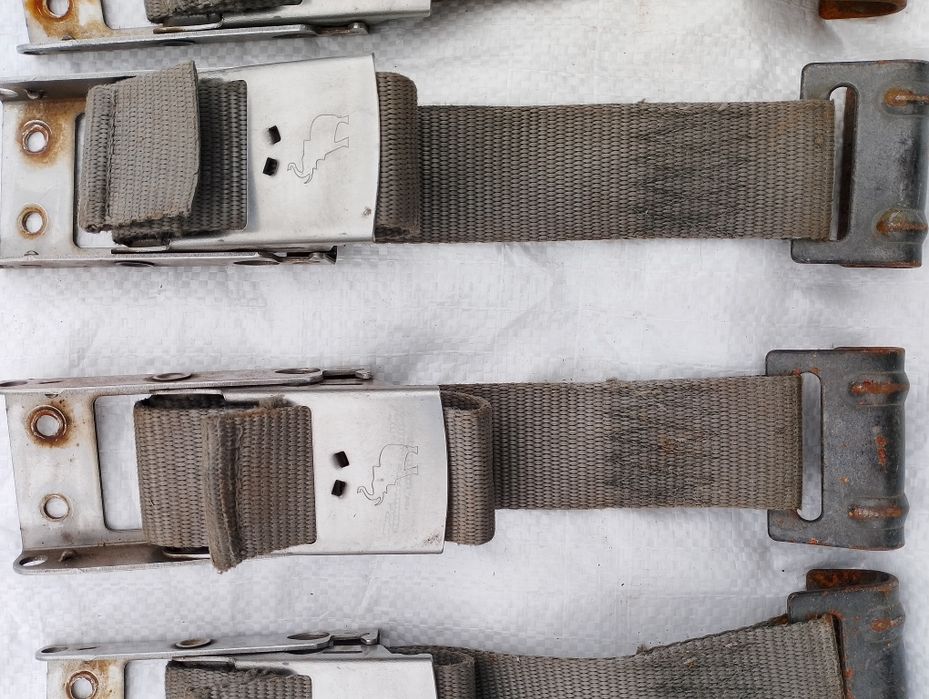 Кріплення на  причіп.