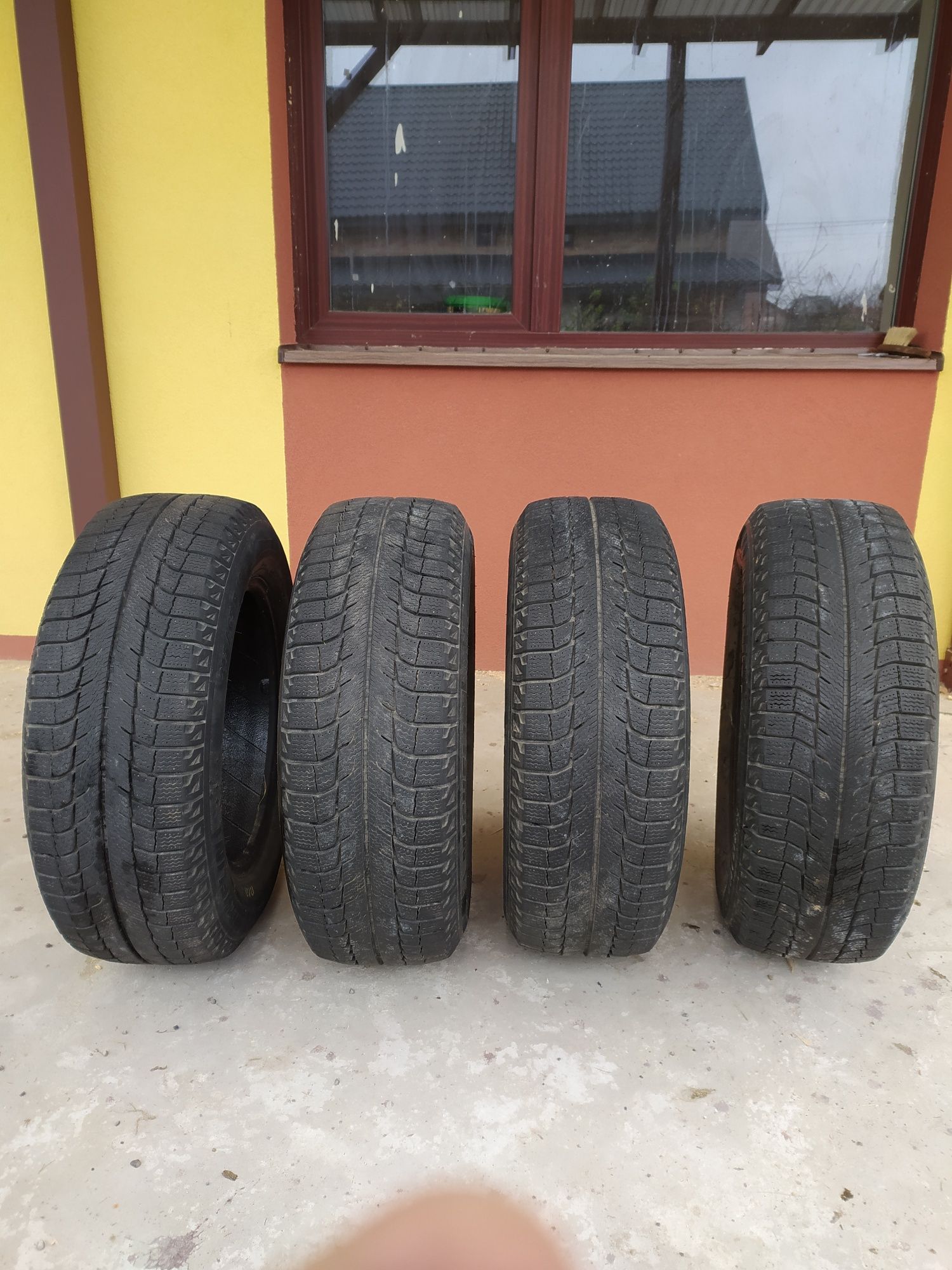 215/65 R16 Michelin X-Ice X2 4шт