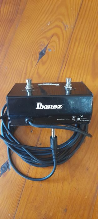 Продам педали Foot Switch.