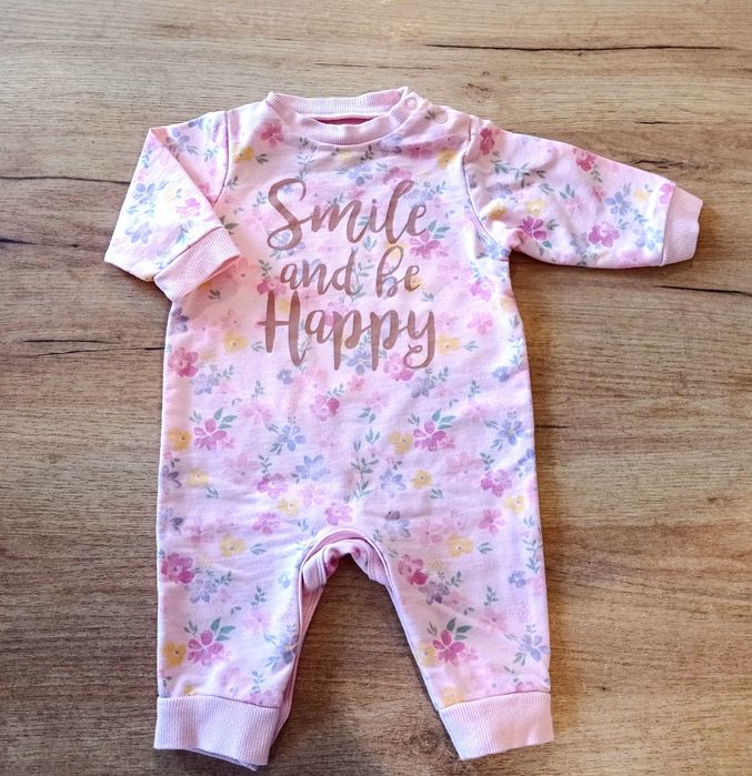 Pajacyk, Piżamka jednoczęściowa 68