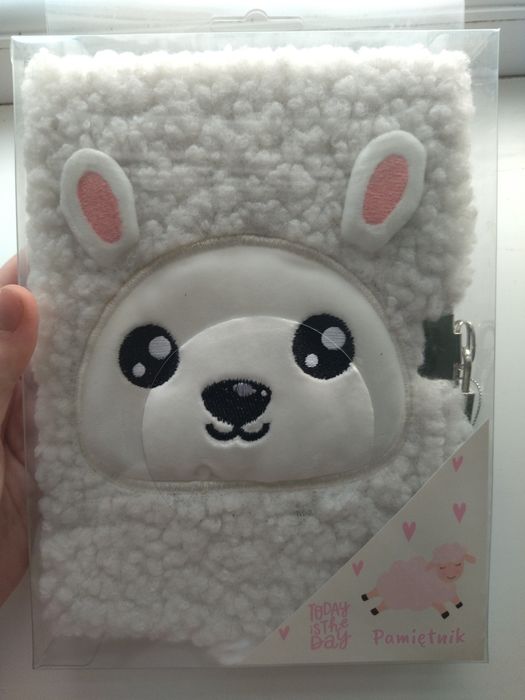 Пухнастий блокнот з овечкою на замок