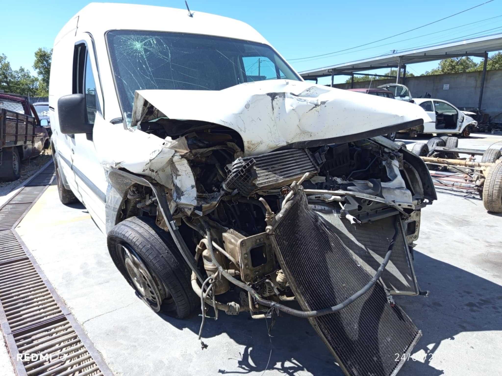 Para peças Ford Transit Connect 1.8TDCI ano 2011