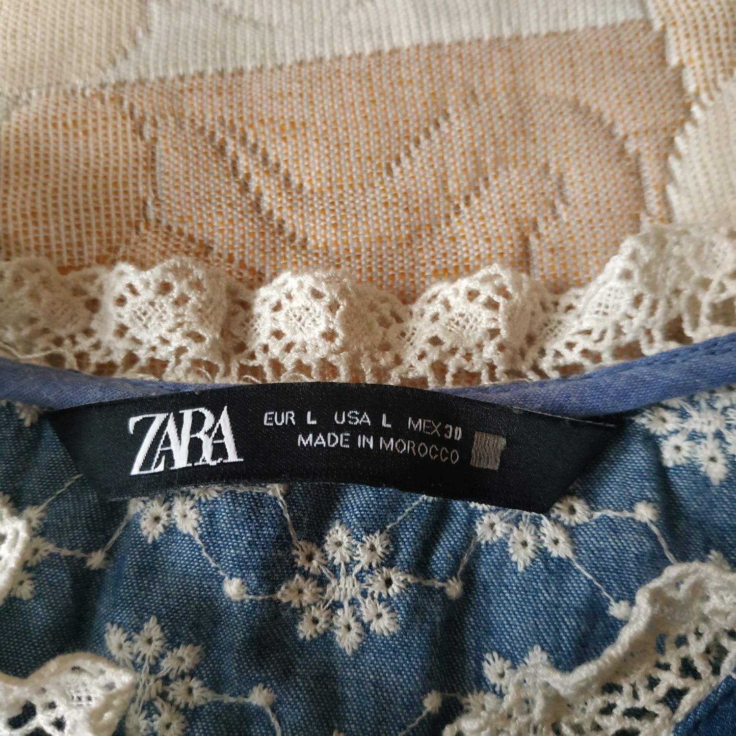 Шикарна блуза Zara, шиття, 100% бавовна, р.М