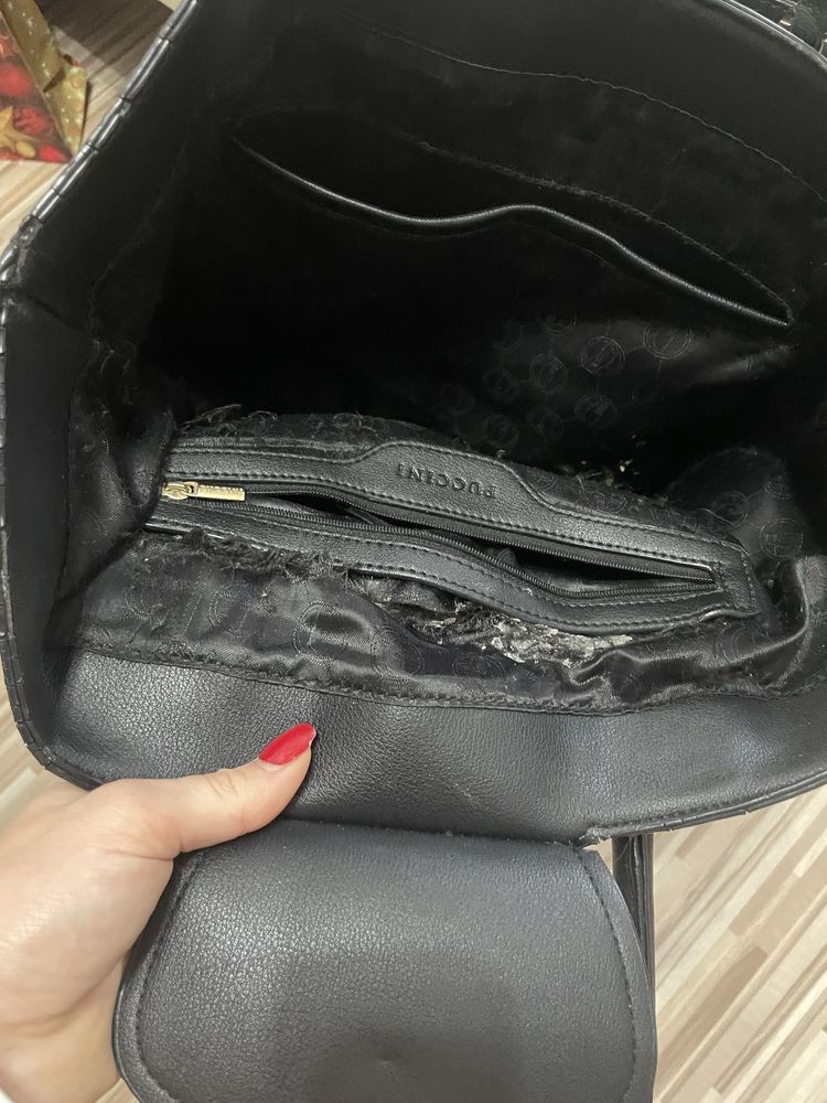 Czarna torebka na ramie tyou shopper puccini