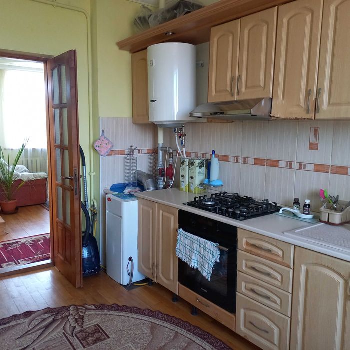 Продам частину будинку м.Самбір