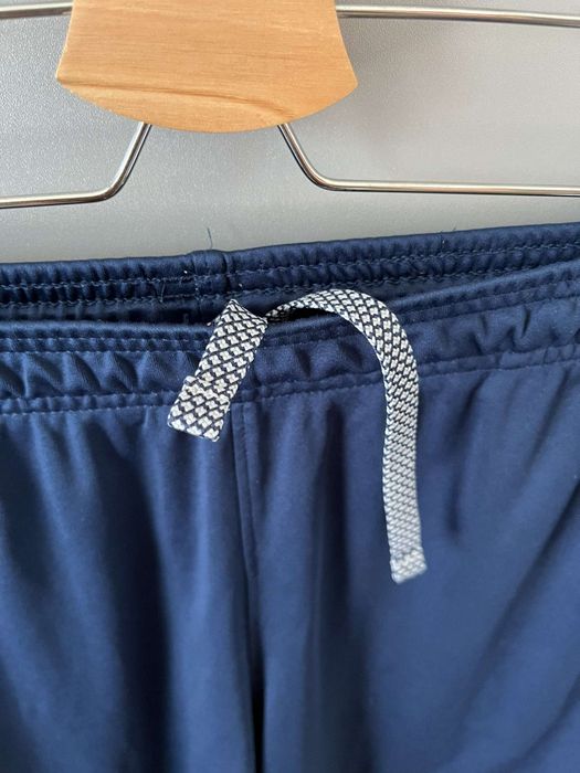 Spodenki sportowe na siłownie granatowe Under Armour