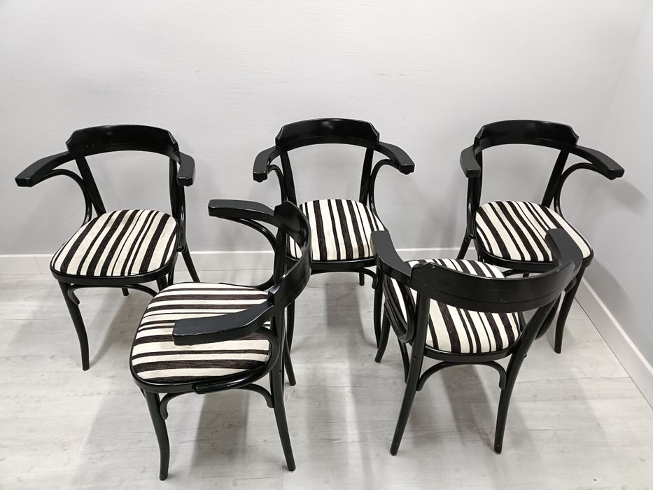 Krzesła gięte Thonet Fameg  czarne Loft do restauracji 5