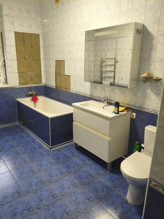 Сдам шикарный дом на левом берегу