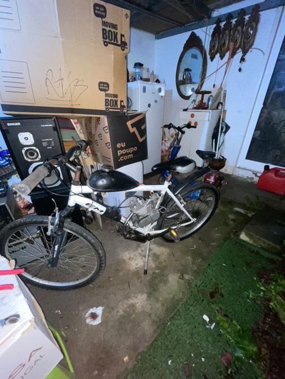 Vendo ou troco motorizada