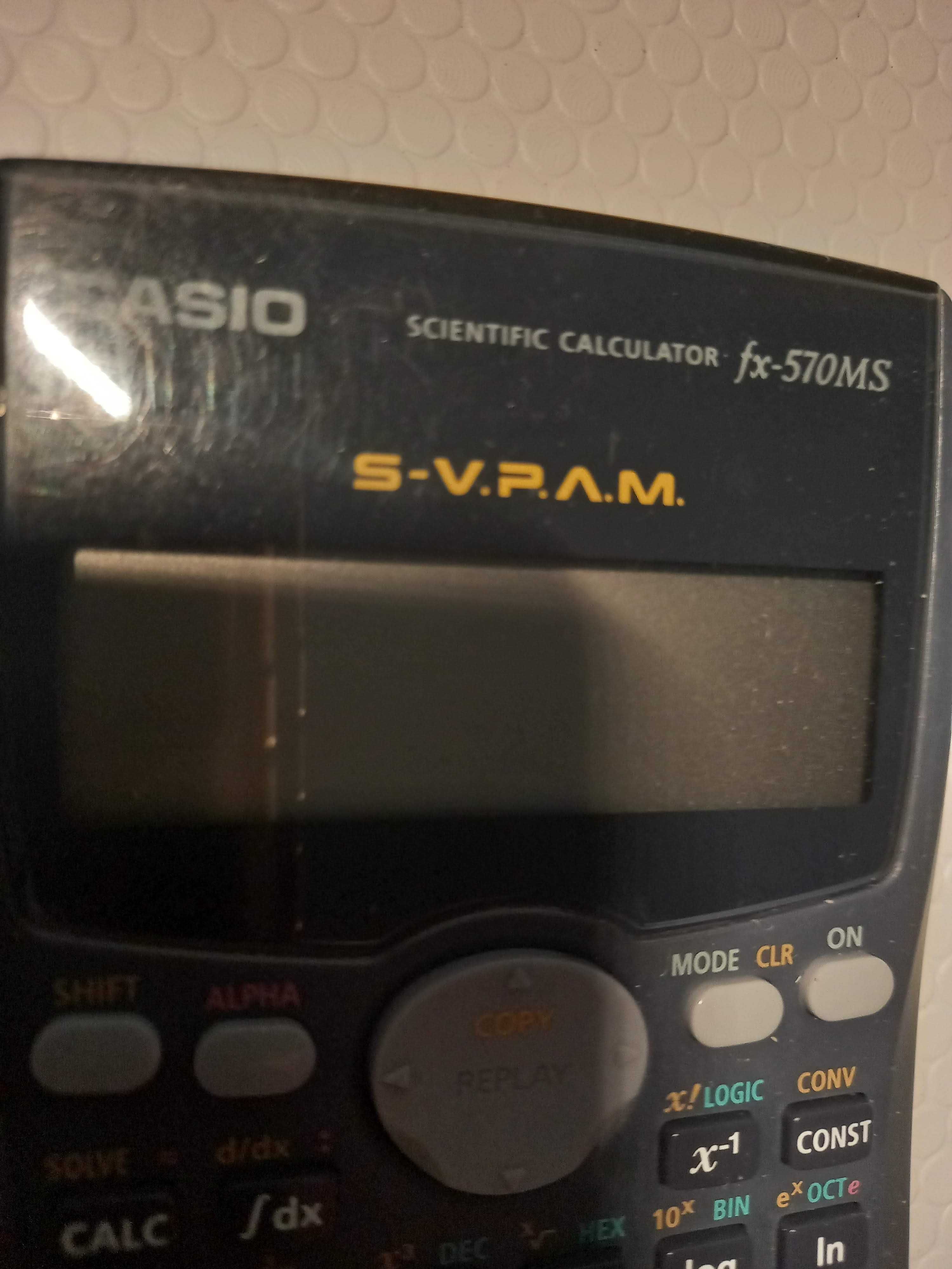 Calculadora científica Casio fx-570MS