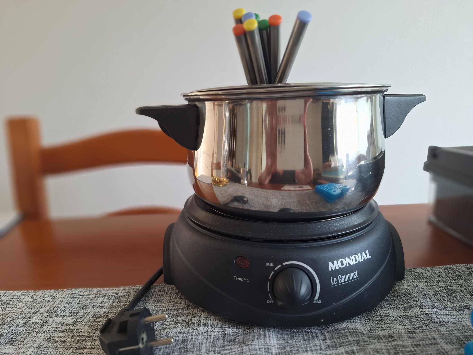 Panela elétrica Mondial para fondue 8 pessoas