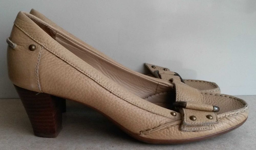 Clarks skóra roz 38 czółenka beżowe