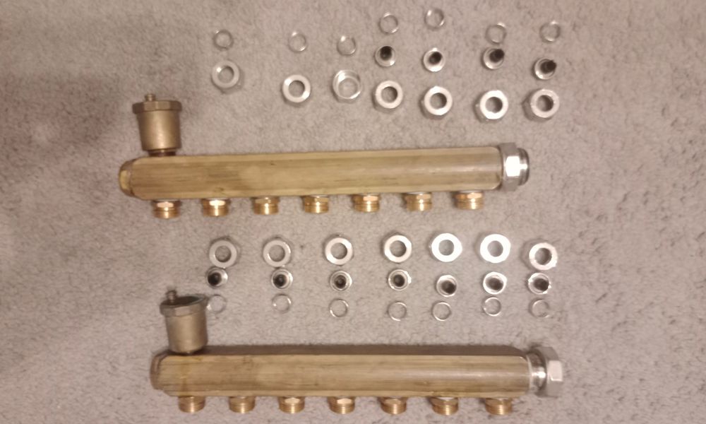 Rozdzielacz mosiężny 7 obwodów + złączki PEX. komplet 2-x