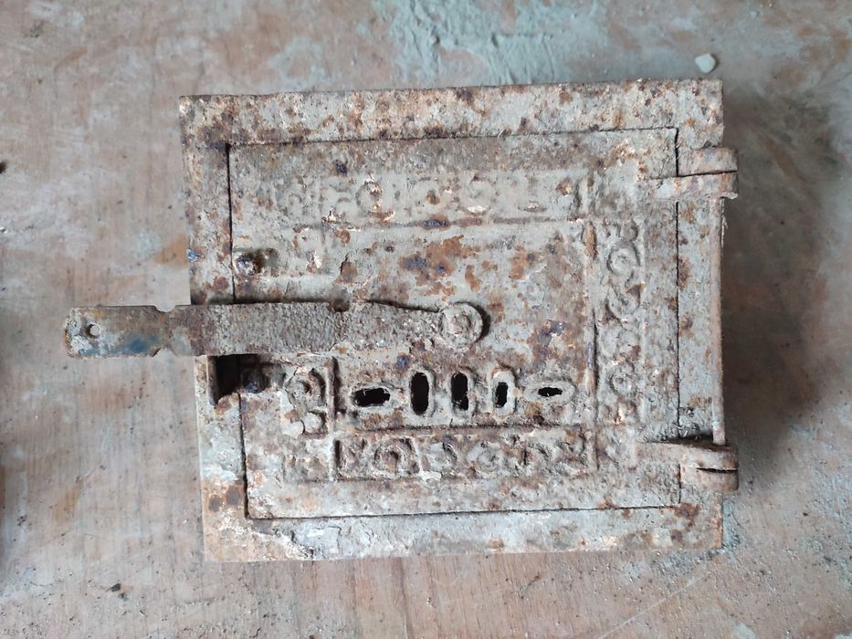 Продам старі дверцята