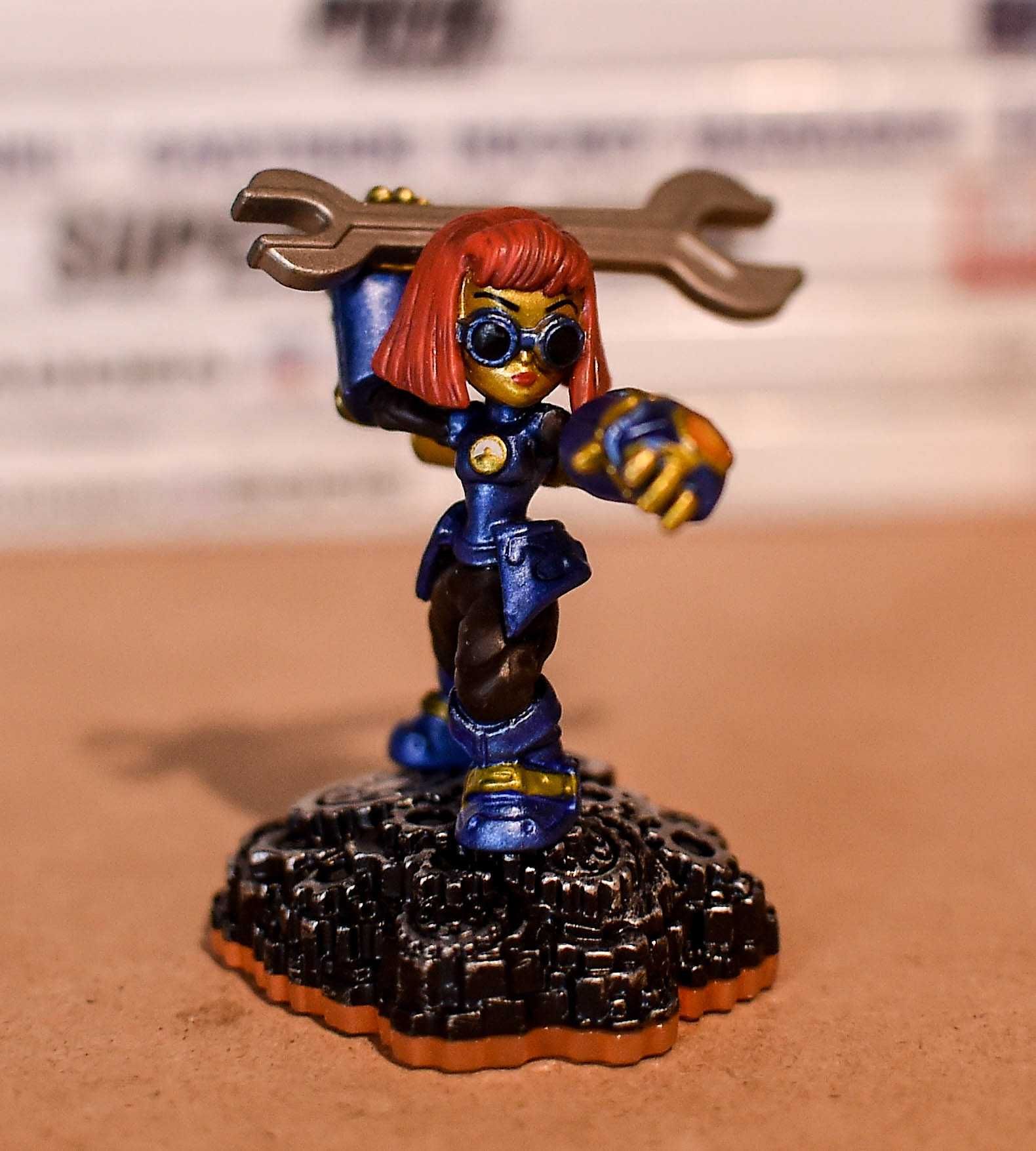 Skylanders Giants: Sprocket Figure