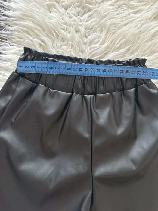 Шорти для дівчинки