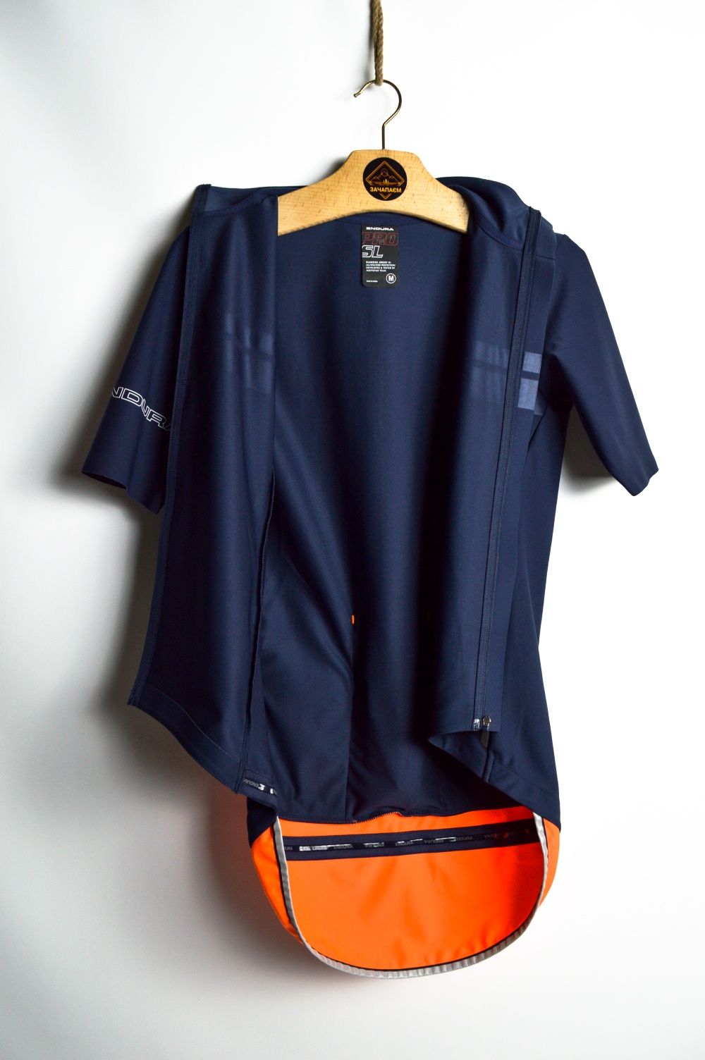 Велоджерсі чоловіче Endura Pro SL Classics jersey
Стан нової речі 
Роз