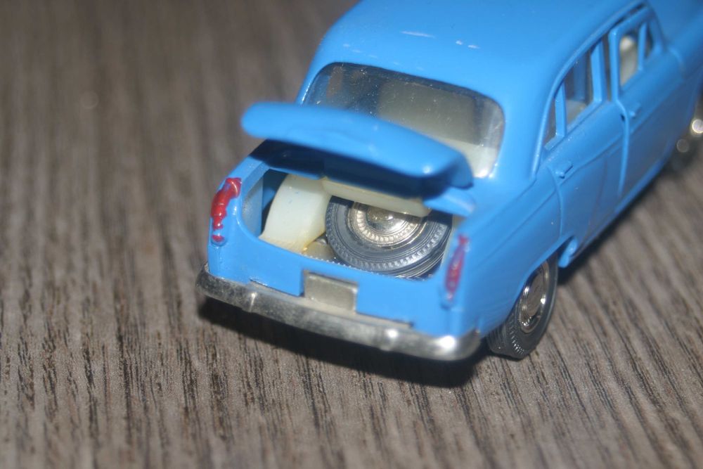 1/43 москвич 403 А7