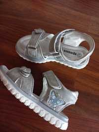 Szare srebrne sandałki dla dziewczynki 27 jak nowe