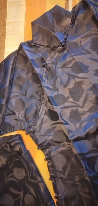 Conjunto Casaco e Calça Seda - Calção Thai Box - Novo